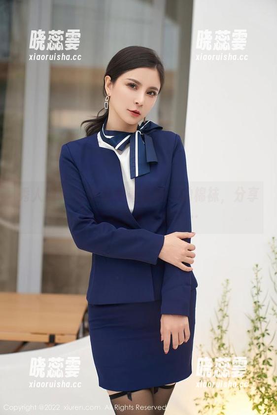 秀人网 - 套图里藏着李丽莎的棉袜，分享的欲望正在升温中…