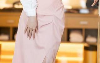 秀人网 – 林文文yooki的女王风范合集：是不是暗藏了一点不为人知的故事呢？