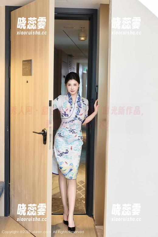 秀人网 - 甜佳佳的“淋浴”时光新作品，更新潮到不想下水！