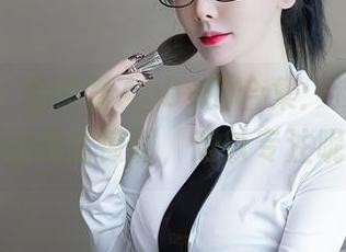 秀人网 – 白茹雪Abby的合集：这位女神真让我震惊啊，难以专注呢！