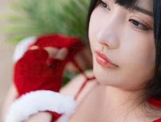 糖果果Candy的“完美圣诞”美图您慢慢欣赏，我已经被流出屏幕的美感打晕了。