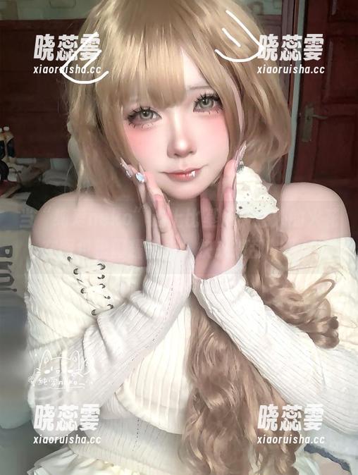 当“纯爱neko”遇上比基尼，意外的火花在图包里闪耀出来，快来搜刮一下！