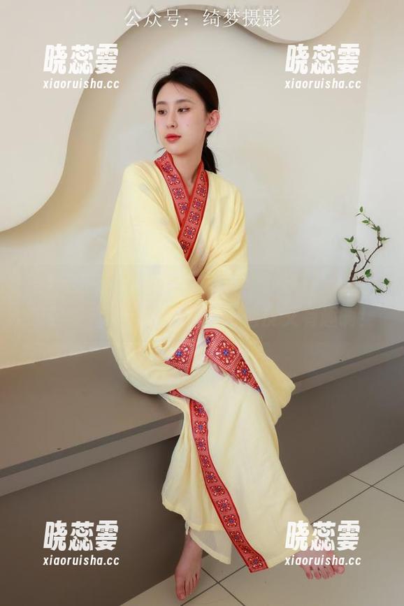 绮梦摄影-涵涵 绮梦摄影 - 涵涵在体操服中的美图,似乎想要提醒大家:运动也得俏皮又有趣啊!