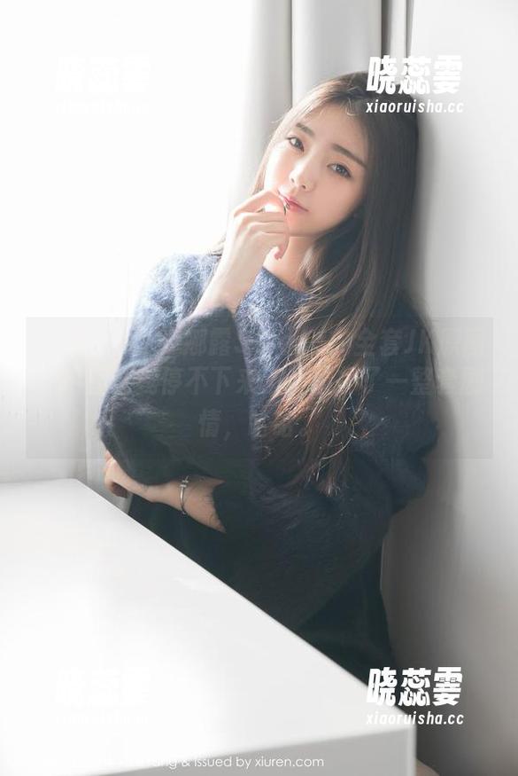 花漾show - 娜露Selena的全套JK原图，简直让我停不下来了，脑补了一整套剧情，哈哈。