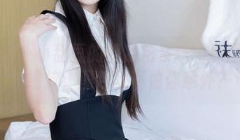 袜啵啵 – 小甜豆的裸足花絮——原图中那些细节，图包就不怕你意外？