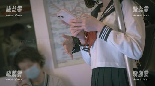 try一下西园寺南歌风，居家秘书cos的照片真让人摸不着头脑