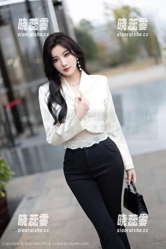 语画界 - 徐莉芝Booty的油亮套图，让我对油脂这个词有了不一样的理解