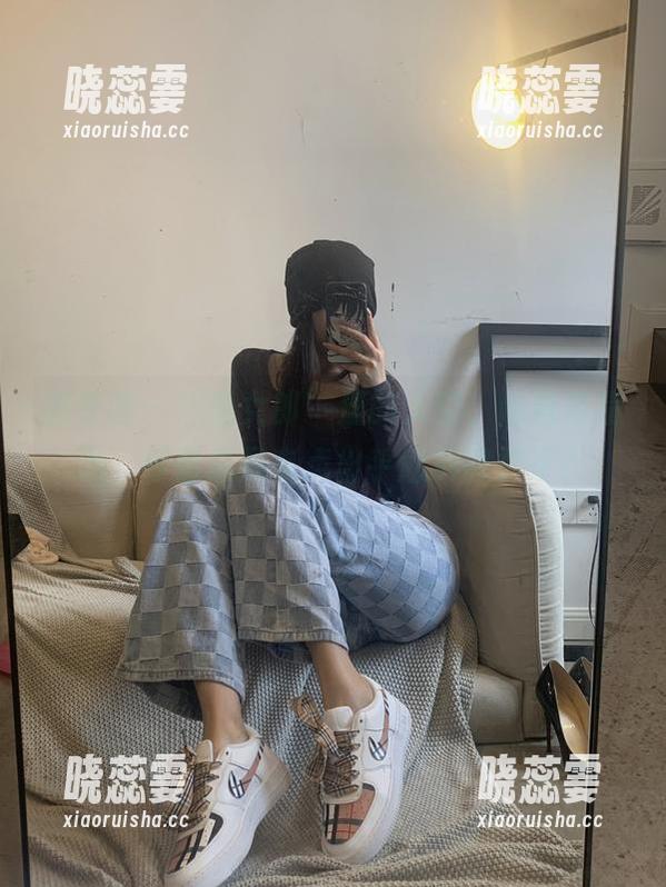 微密圈 - “兔女郎”里的天空，陈佩奇精选，事情总是有点出乎意料的样子？