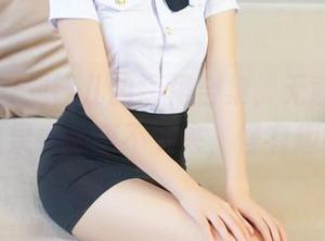 青豆客 – 刘钰儿的短裙合集，无意中点开，结果看得停不下来，怪有趣的。