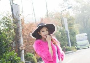 魅妍社 – 娜露Selena红裙的合集分享，意外发现原来裙子可以这么迷人？