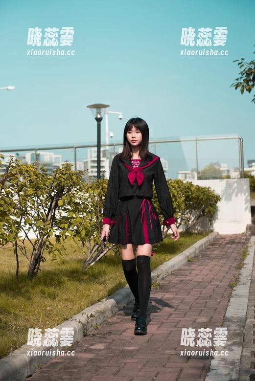 魔镜街拍 - 谁说OL不好玩？婷婷给你展示包臀灰裙和薄丝的不败组合！写真集送上！