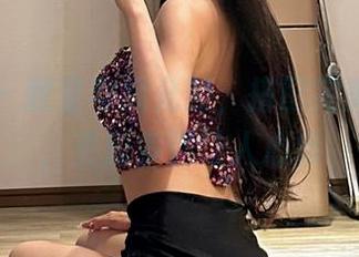 微密圈 – 教室与黎允熙，搭配完美的套图，资源多到让人心痒